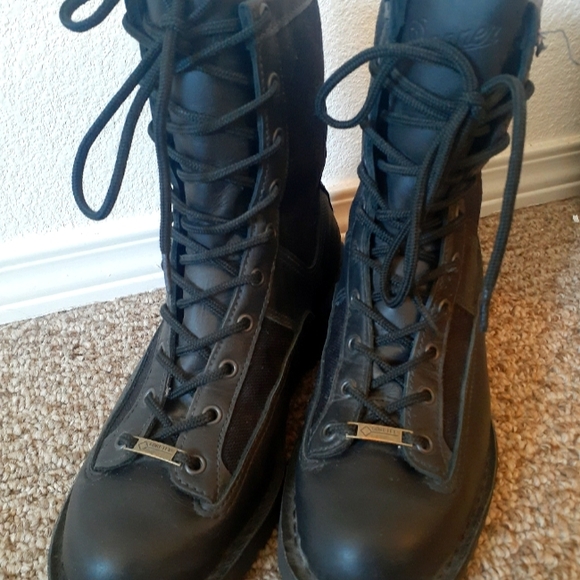 Tactical Boots - Picture 1 of 7